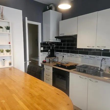 Apartment T2 Avec Cour