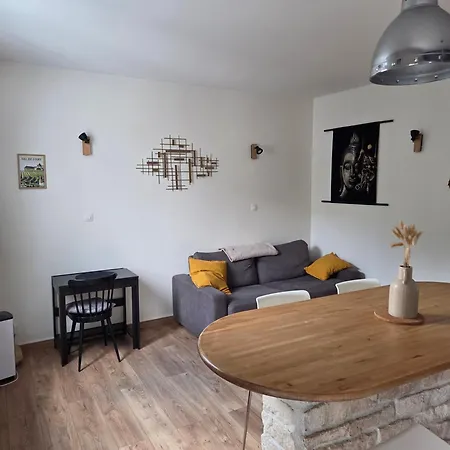 T2 Avec Cour Apartamento Tours