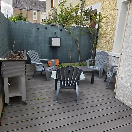T2 Avec Cour Apartamento