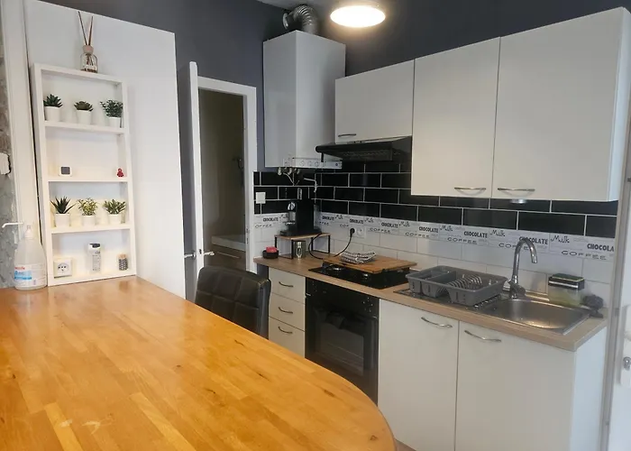 Apartman T2 Avec Cour