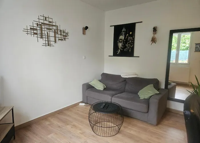 Apartman T2 Avec Cour *